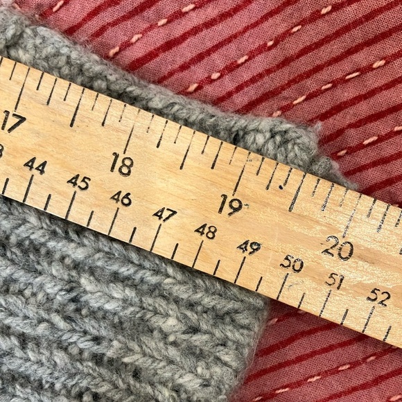 Kenar wool blend heather Gray Crew Neck Sweater - Picture 13 of 15